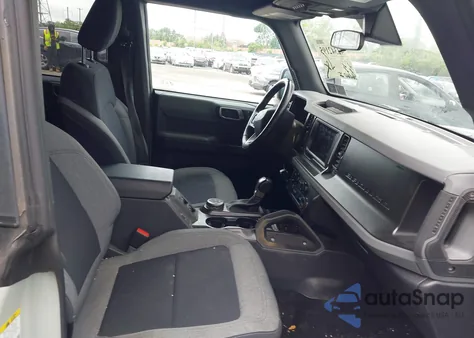 2023 Ford Bronco Big Bend z USA, uszkodzony, nr VIN 1FMEE5BP2PLB15668